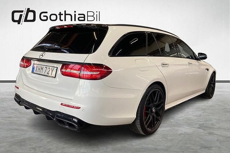 Begagnad Mercedes E63S AMG AMG 612 HK (450 kW) 2018 Vit Kombi