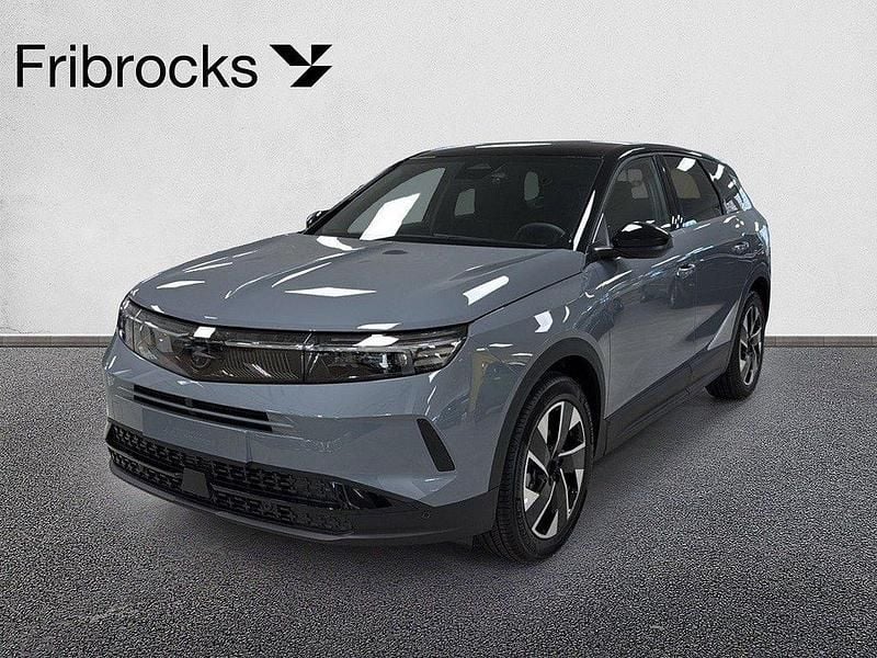 Grå Ny 2025 Opel Grandland X SUV | 459 890 kr (Marknadspris) - Bild 1/4