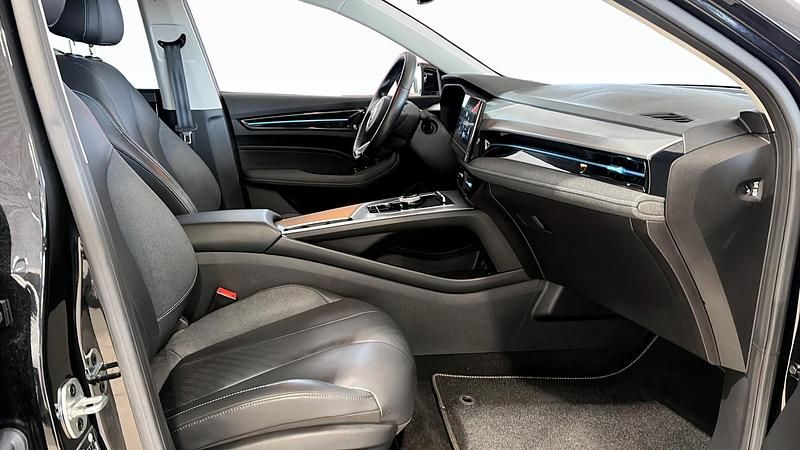 Begagnad MG MG5 EV 114 kW (156 HK) 2022 Svart Kombi