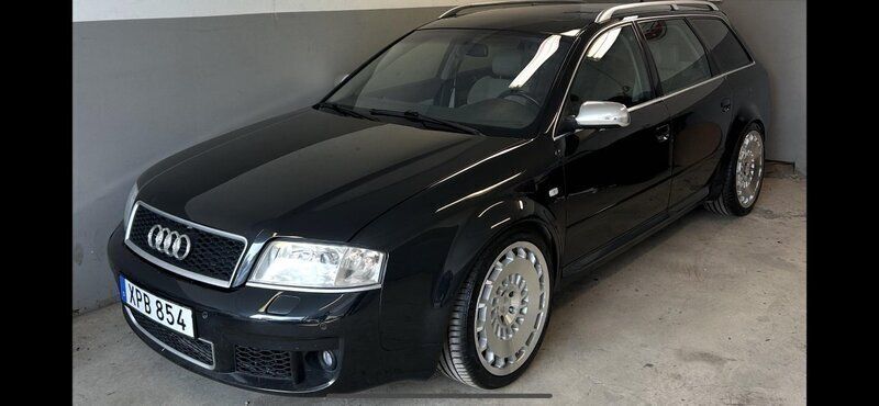 Svart Begagnad 2000 Audi S6 Kombi | 115 000 kr - Bild 1/4