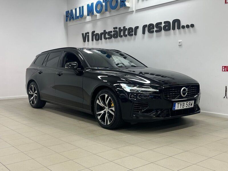 Svart Begagnad 2019 Volvo V60 R-Design Kombi | 319 500 kr (Superpris) - Bild 1/4