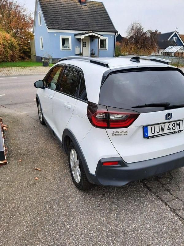 Begagnad Honda Jazz 109 HK (80 kW) 2020 Vit Halvkombi
