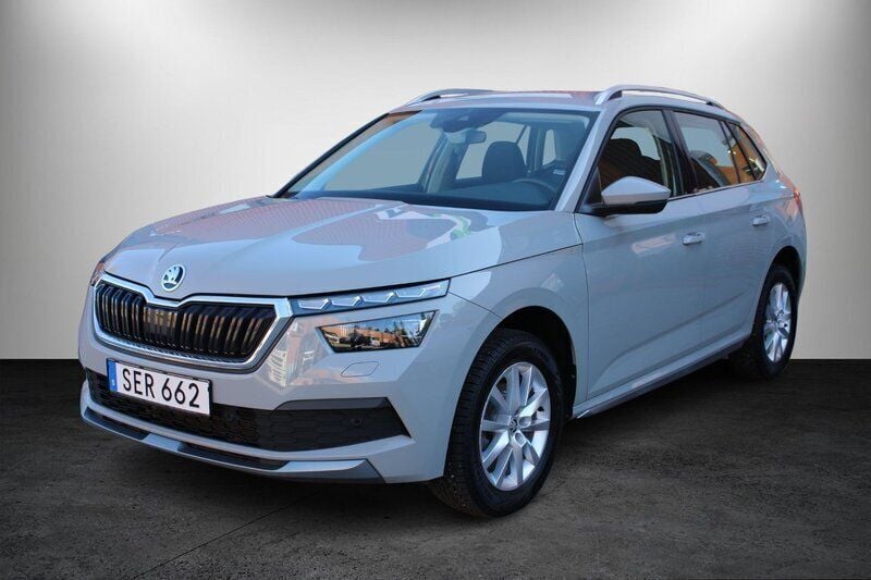 Grå Begagnad 2021 Skoda Kamiq Style SUV | 224 900 kr (Bra pris) - Bild 1/4
