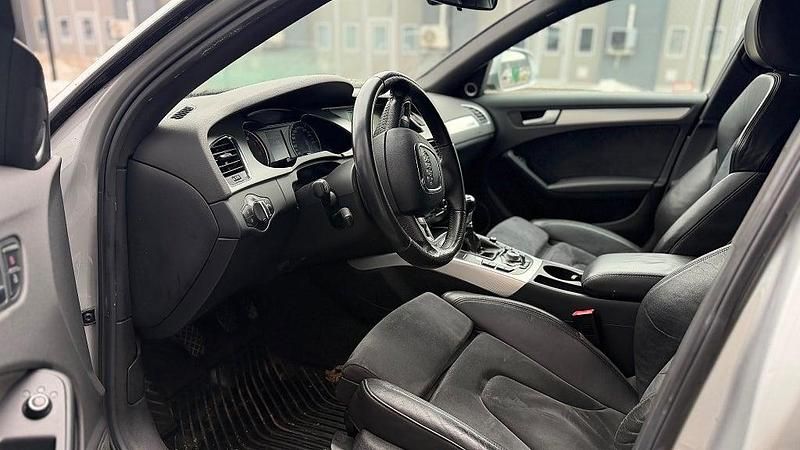 Begagnad Audi A4 265 HK (194 kW) 2007 Silver Sedan