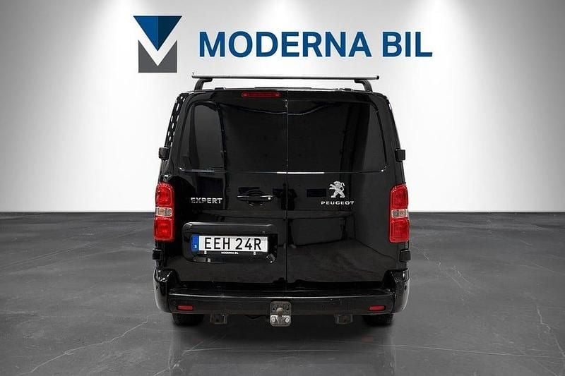 Begagnad Peugeot Expert 177 HK (130 kW) 2021 Svart Van