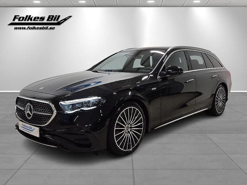 Svart Begagnad 2025 Mercedes E300 AMG Kombi | 699 000 kr (Bra pris) - Bild 1/4