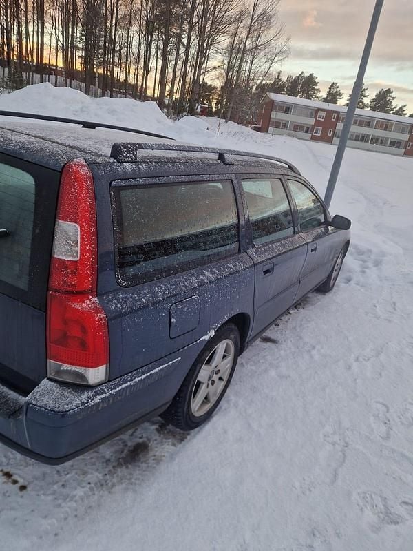 Begagnad Volvo V70 140 HK (102 kW) 2005 Kombi