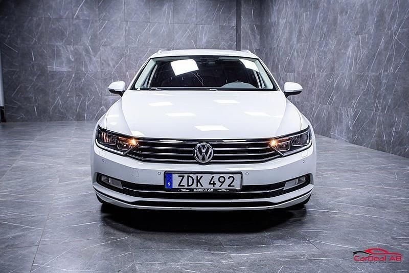 Begagnad VW Passat 150 HK (110 kW) 2017 Vit Kombi