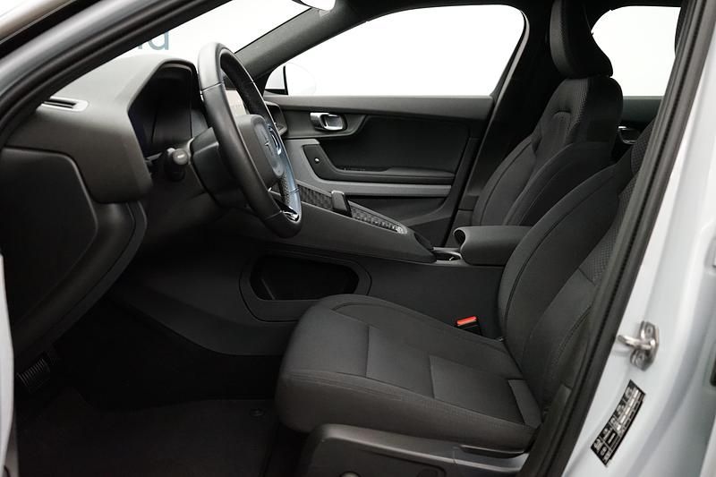 Begagnad Polestar 2 Standard Range Single Motor 200 kW (272 HK) 2021 Silver Halvkombi