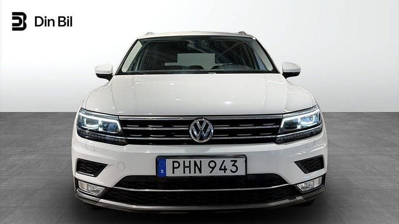 Begagnad VW Tiguan 180 HK (132 kW) 2017 Vit SUV