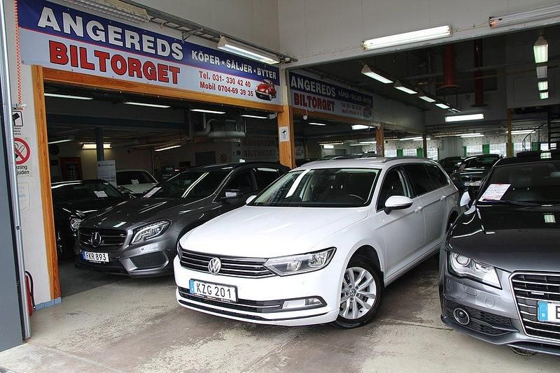 Vit Begagnad 2015 VW Passat Kombi | 119 999 kr (Marknadspris) - Bild 1/4