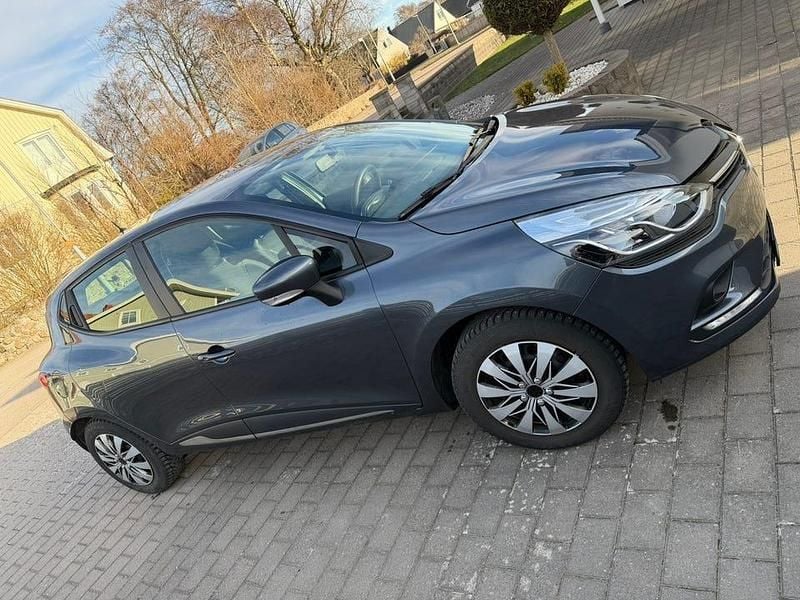 Begagnad 2018 Renault Clio IV | 92 000 kr (Lite dyr) - Bild 1/4