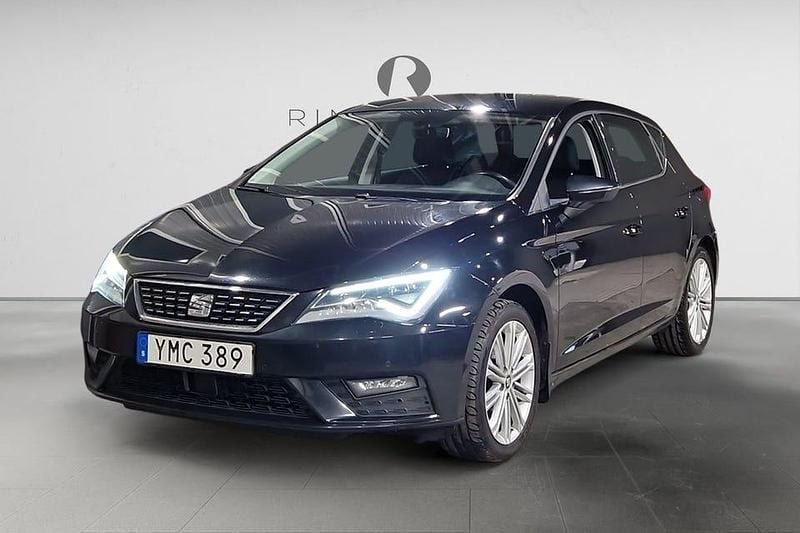 Svart Begagnad 2017 Seat Leon XCELLENCE Halvkombi | 129 900 kr (Bra pris) - Bild 1/4