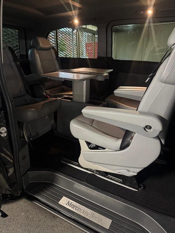Begagnad 2014 Mercedes Viano Minibuss | 189 000 kr (Lite dyr) - Bild 1/4