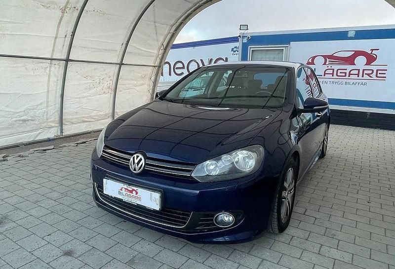 Blå Begagnad 2012 VW Golf VII Halvkombi | 89 900 kr (Marknadspris) - Bild 1/4