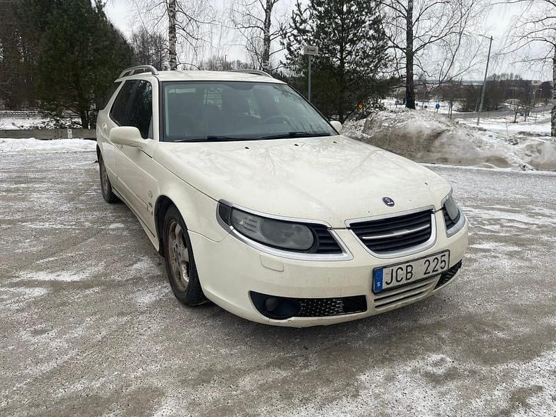 Begagnad 2009 Saab 9-5 Griffin Kombi | 34 500 kr (Lite dyr) - Bild 1/4