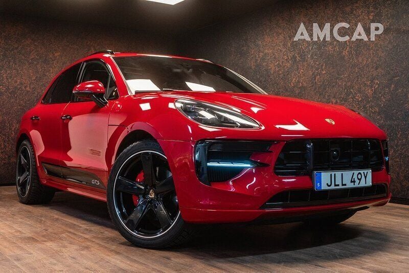 Röd Begagnad 2020 Porsche Macan GTS Chrono SUV | 768 500 kr (Marknadspris) - Bild 1/4