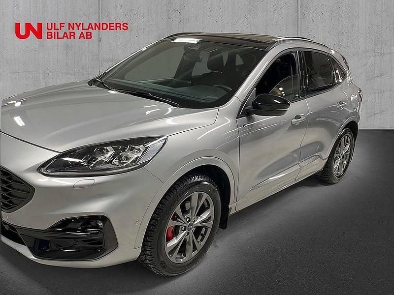 Begagnad Ford Kuga ST-Line 152 HK (111 kW) 2024 Grå SUV