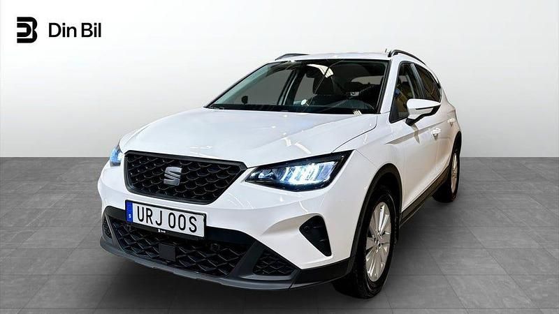 Begagnad Seat Arona Style 110 HK (80 kW) 2022 Vit SUV