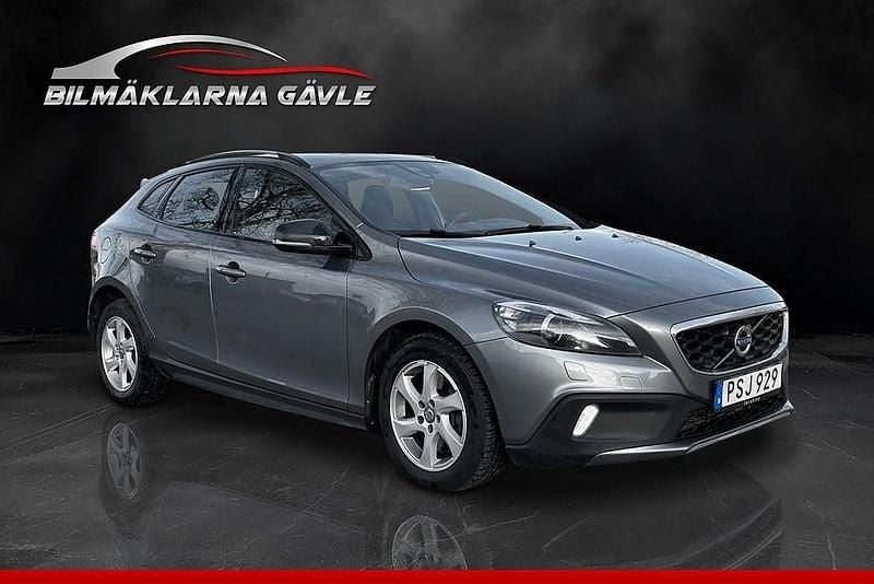 Begagnad Volvo V40 Momentum 150 HK (110 kW) 2014 Grå Halvkombi