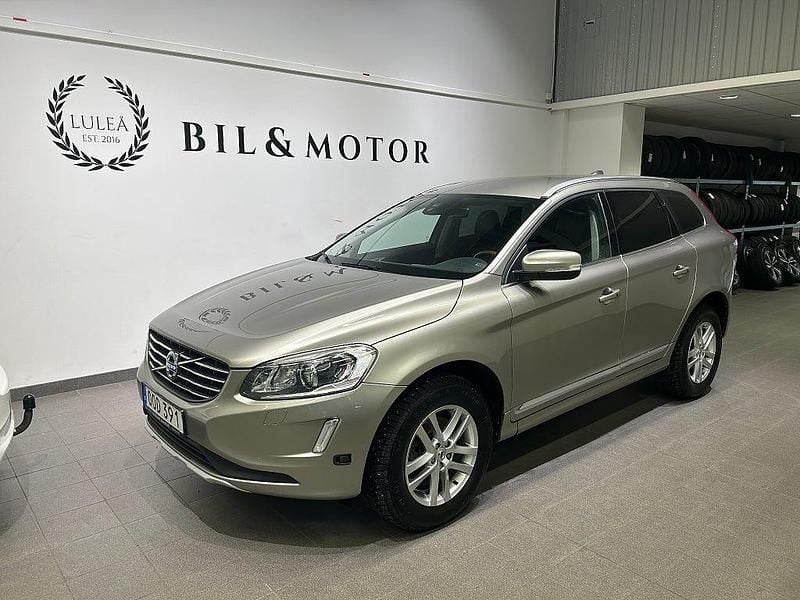 Ljusbrun Begagnad 2014 Volvo XC60 Standard SUV | 179 900 kr (Marknadspris) - Bild 1/4