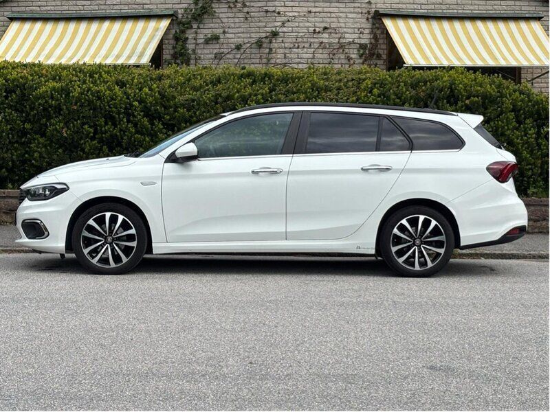Vit Begagnad 2020 Fiat Tipo Kombi | 129 000 kr (Marknadspris) - Bild 1/4