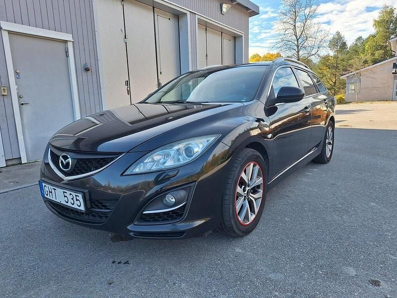 Svart Begagnad 2012 Mazda 6 Kombi | 38 000 kr (Bra pris) - Bild 1/4