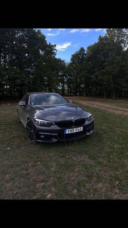 Grå Begagnad 2018 BMW 430 Gran Coupé M Sport Sportkupé | 210 000 kr (Marknadspris) - Bild 1/4