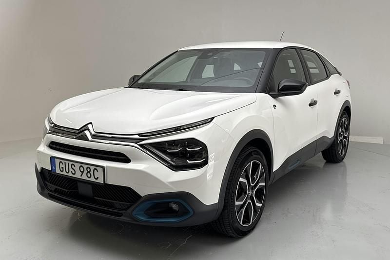 Vit Begagnad 2022 Citroën e-C4 | 169 000 kr (Marknadspris) - Bild 1/4