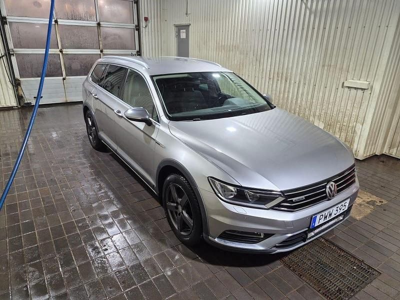 Begagnad VW Passat Alltrack 190 HK (139 kW) 2017 Kombi