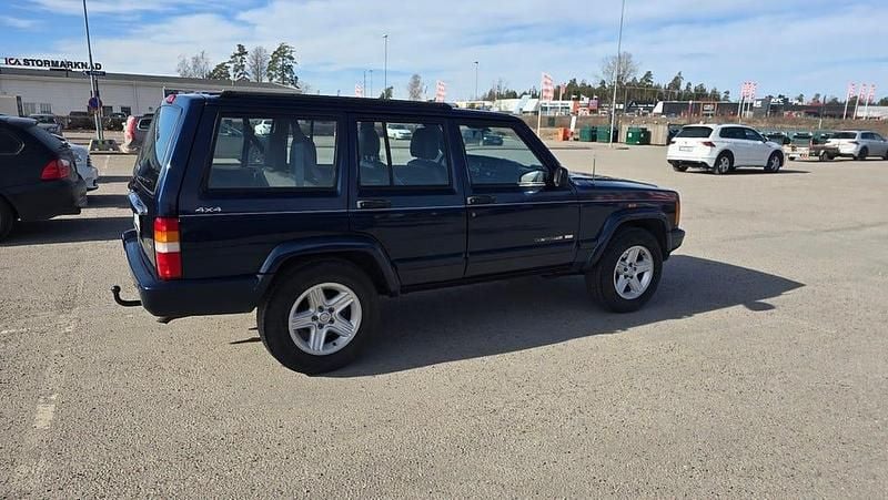 Begagnad Jeep Cherokee 183 HK (134 kW) 2000 SUV