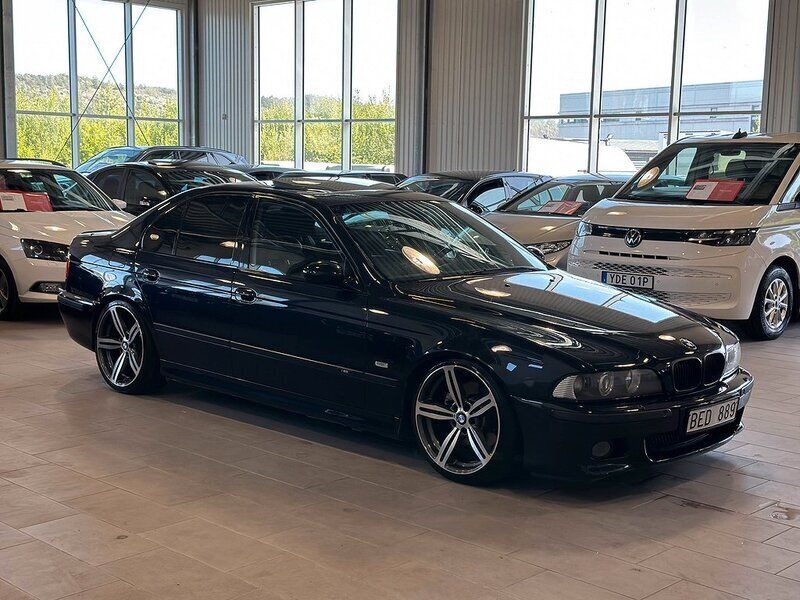 Begagnad BMW M5 400 HK (294 kW) 2001 Svart Sedan