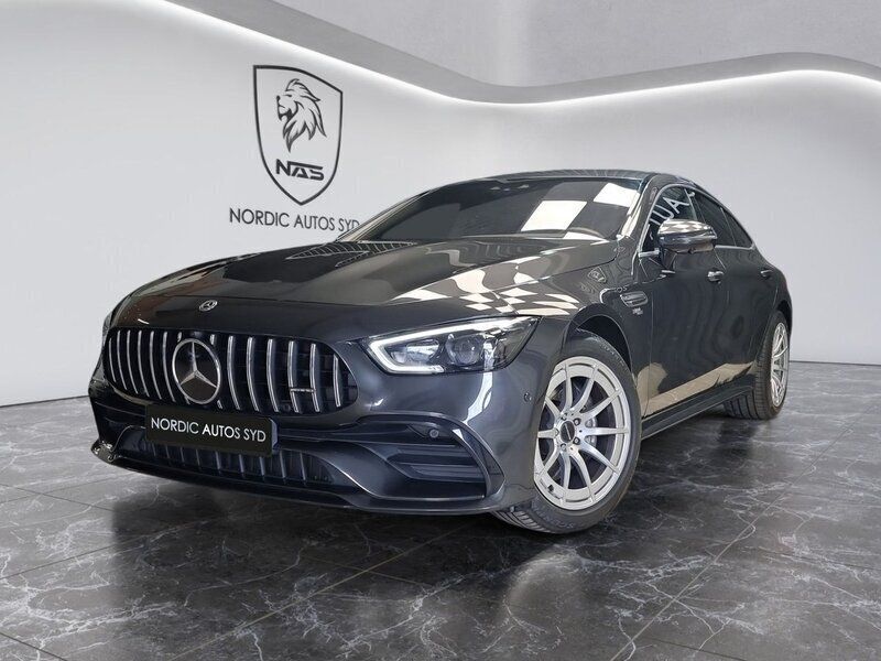 Grå Begagnad 2019 Mercedes AMG GT 43 AMG Sportkupé | 769 900 kr (Dyr) - Bild 1/4