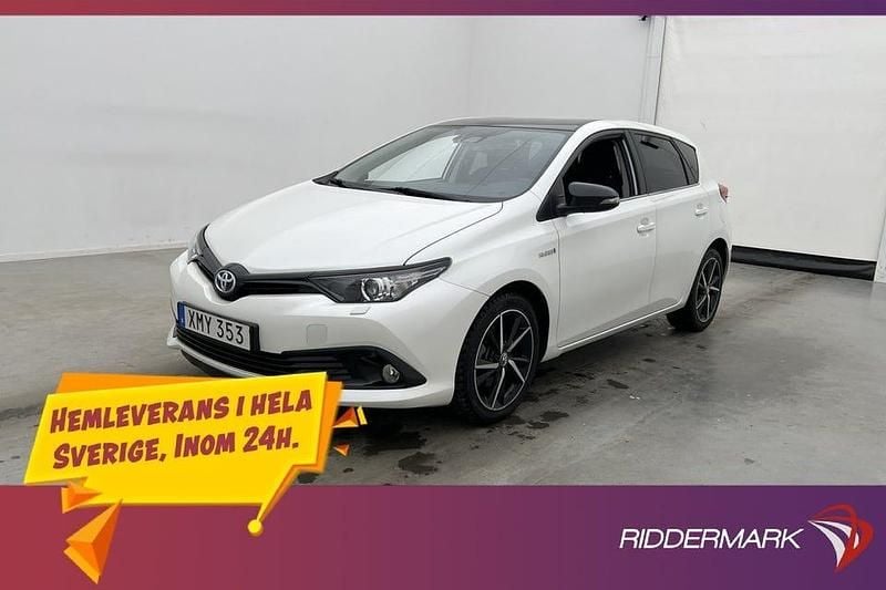 Begagnad Toyota Auris Hybrid Comfort 136 HK (100 kW) 2018 Vit Halvkombi