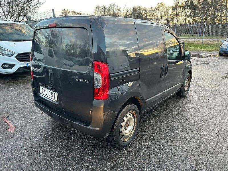 Begagnad Peugeot Bipper 75 HK (55 kW) 2014 Grå Minibuss