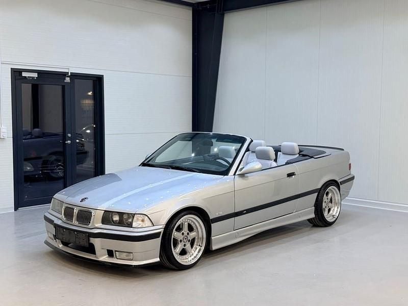Begagnad BMW M3 245 HK (180 kW) 1999 Silver Cab