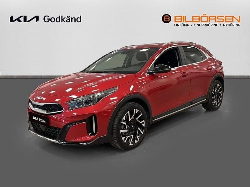 Röd Begagnad 2023 Kia XCeed Advance SUV | 309 900 kr (Marknadspris) - Bild 1/4