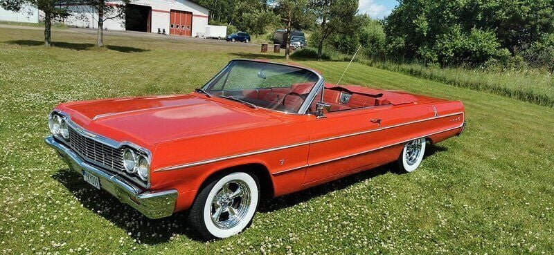 Röd Begagnad 1964 Chevrolet Impala cabriolet Cab | 369 000 kr - Bild 1/4