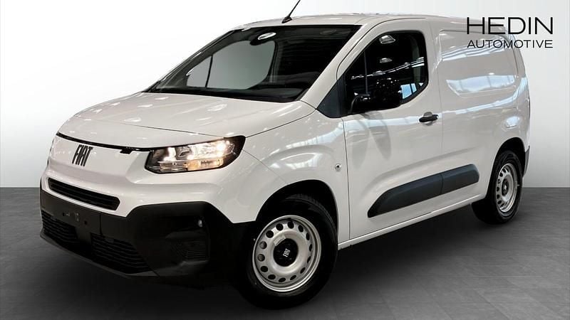 Vit Ny 2024 Fiat e-Doblò Minibuss | 459 900 kr - Bild 1/4