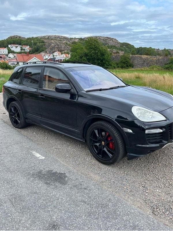 Svart Begagnad 2008 Porsche Cayenne GTS SUV | 139 958 kr - Bild 1/4