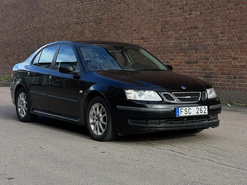 Svart Begagnad 2007 Saab 9-3 Linear Sedan | 28 000 kr (Bra pris) - Bild 1/4