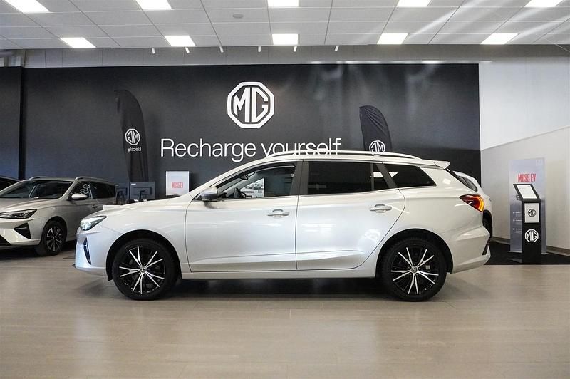 Begagnad MG MG5 EV Long Range 114 kW (156 HK) 2022 Grå Kombi