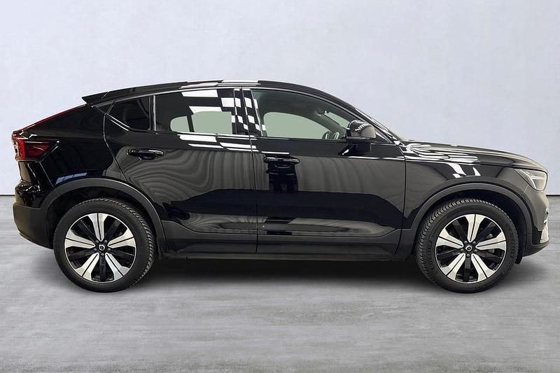 Begagnad Volvo C40 Core 172 kW (234 HK) 2022 Svart SUV