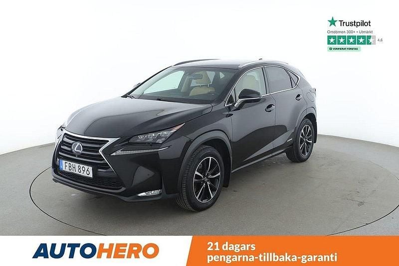 Svart Begagnad 2014 Lexus NX300h Executive Line SUV | 229 000 kr (Marknadspris) - Bild 1/4