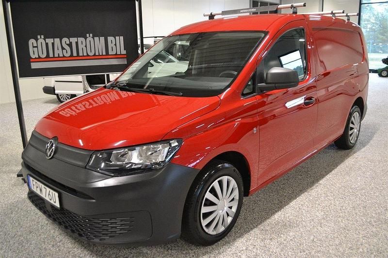 Röd (röd med klarlack) Begagnad 2021 VW Caddy Maxi Minibuss | 179 000 kr (Bra pris) - Bild 1/4