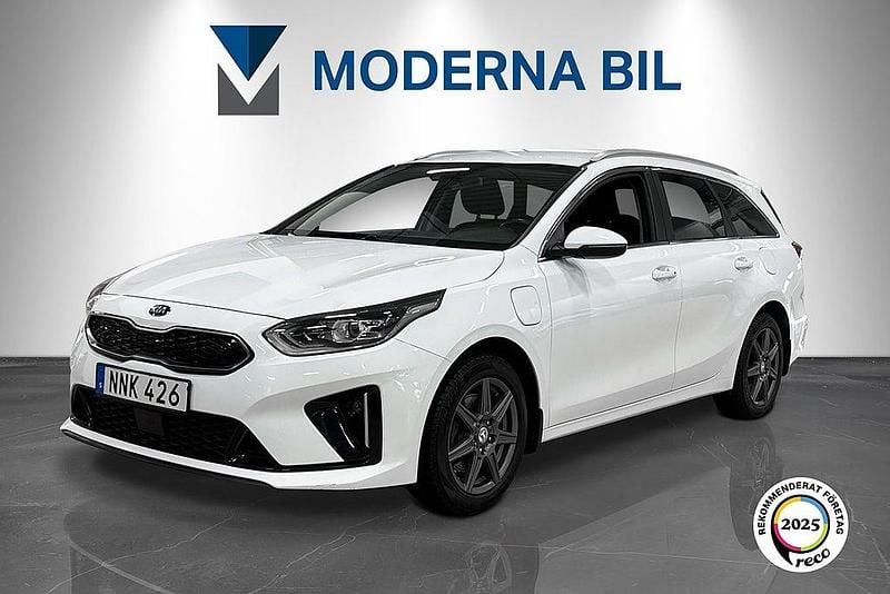 Begagnad Kia Ceed Sportswagon Advance 141 HK (103 kW) 2020 Vit Kombi