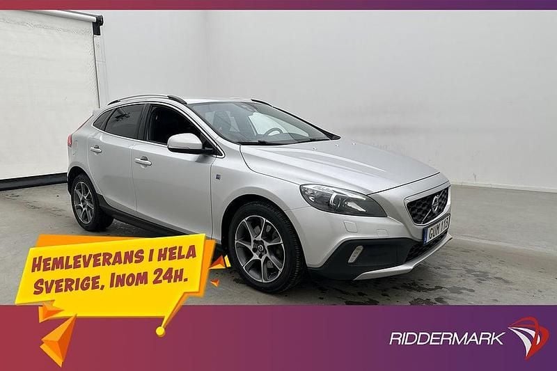 Begagnad Volvo V40 Ocean Race 150 HK (110 kW) 2015 Silver Halvkombi