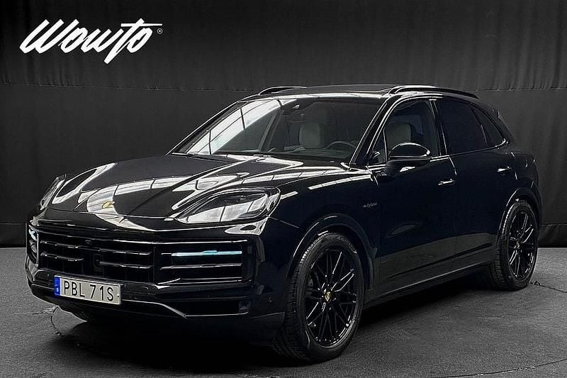 Svart Begagnad 2023 Porsche Cayenne SUV | 929 800 kr (Superpris) - Bild 1/3