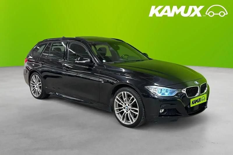 Svart Begagnad 2015 BMW 320 M Sport Kombi | 199 800 kr (Dyr) - Bild 1/4