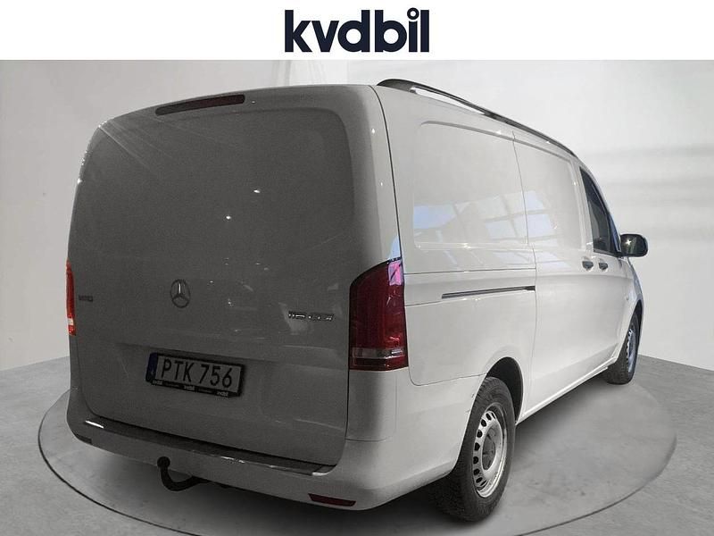 Begagnad Mercedes Vito 2021 Vit Van